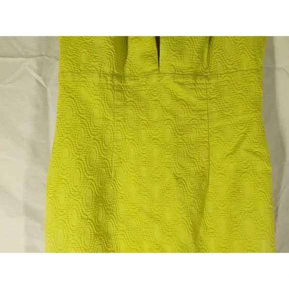 Madison Leigh Women's Size 8 Yellowish Green Sleeveless Dress Mid Length - Picture 3 of 10